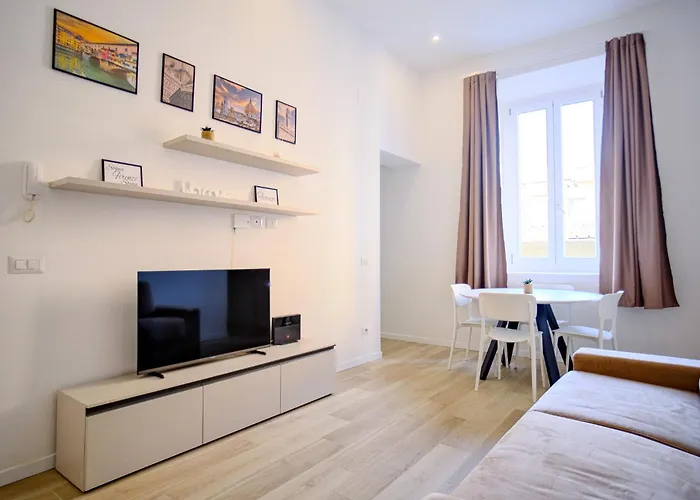 Cavour - Boutique Home In